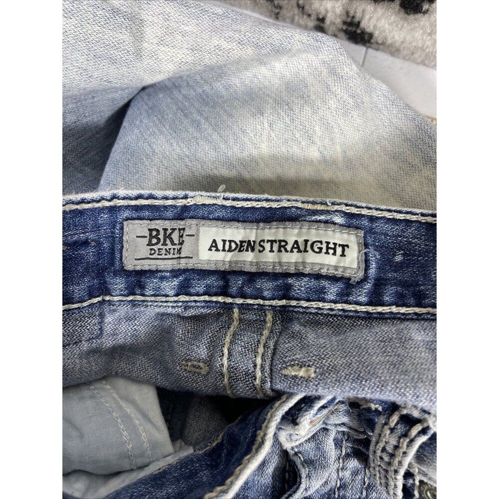 BKE Aiden Jeans Mens Size 27L Distressed Buckle Fade Cowboy Rockabilly Light Was - Picture 8 of 13